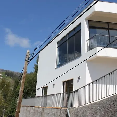 Casa Mao-cheia Arco da Calheta (Madeira)