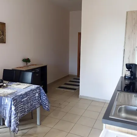 Casa Mao-cheia Arco da Calheta (Madeira)