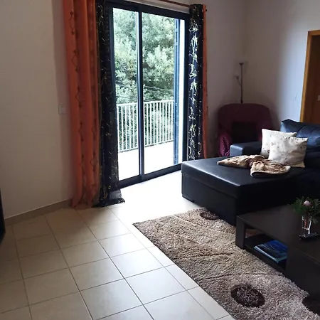 Casa Mao-cheia Arco da Calheta (Madeira)